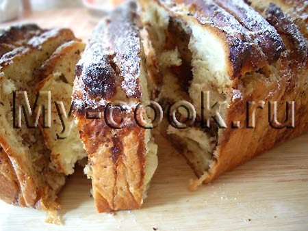 Пирог с ореховой начинкой