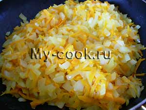 Баклажаны, фаршированные овощами и рисом