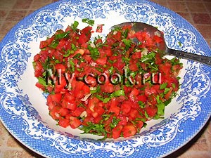 Баклажаны с томатной начинкой
