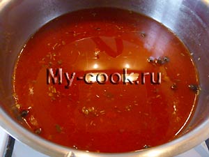 Фуль (вареные бобы в томатном соусе)