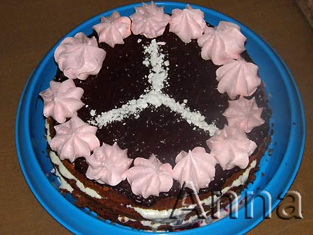 Бисквитный торт с ягодно сметанным кремом